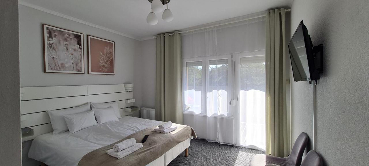 Lugas Apartman Miskolctapolca 2 Haloszoba Dezsa Es Jakuzzi Koezel A Barlangfuerdohoez Dış mekan fotoğraf