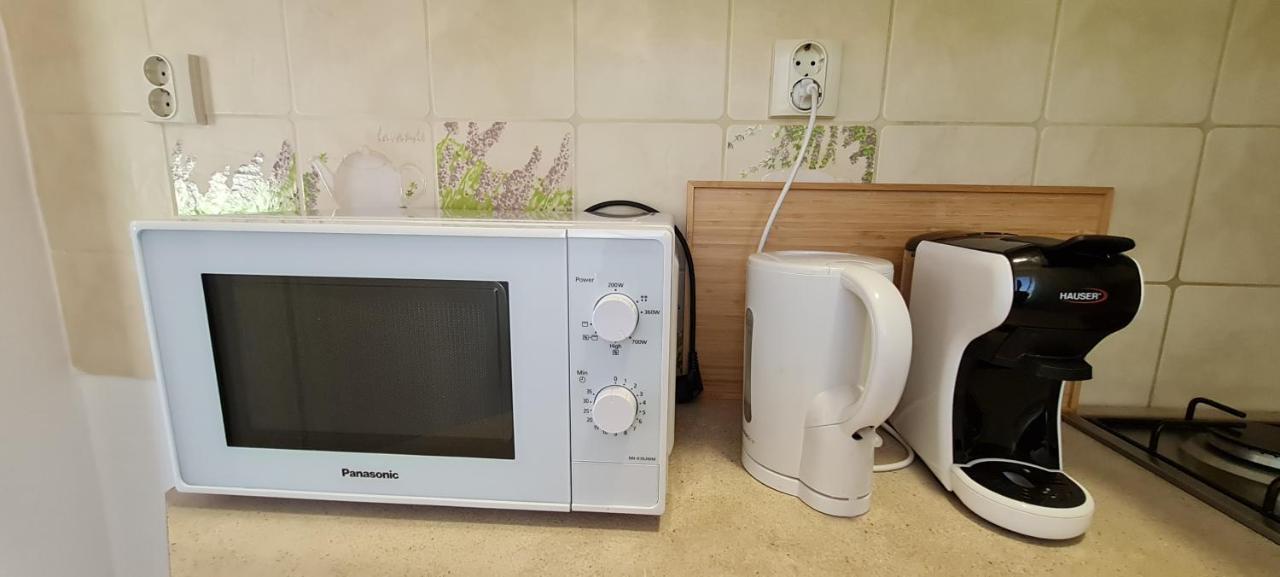 Lugas Apartman Miskolctapolca 2 Haloszoba Dezsa Es Jakuzzi Koezel A Barlangfuerdohoez Dış mekan fotoğraf