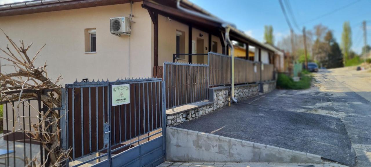 Lugas Apartman Miskolctapolca 2 Haloszoba Dezsa Es Jakuzzi Koezel A Barlangfuerdohoez Dış mekan fotoğraf