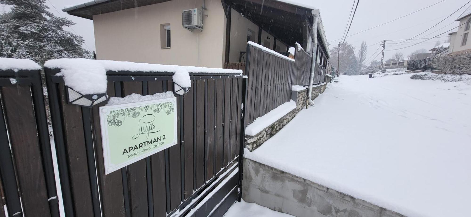 Lugas Apartman Miskolctapolca 2 Haloszoba Dezsa Es Jakuzzi Koezel A Barlangfuerdohoez Dış mekan fotoğraf