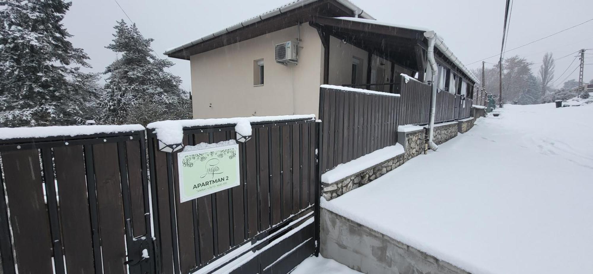 Lugas Apartman Miskolctapolca 2 Haloszoba Dezsa Es Jakuzzi Koezel A Barlangfuerdohoez Dış mekan fotoğraf